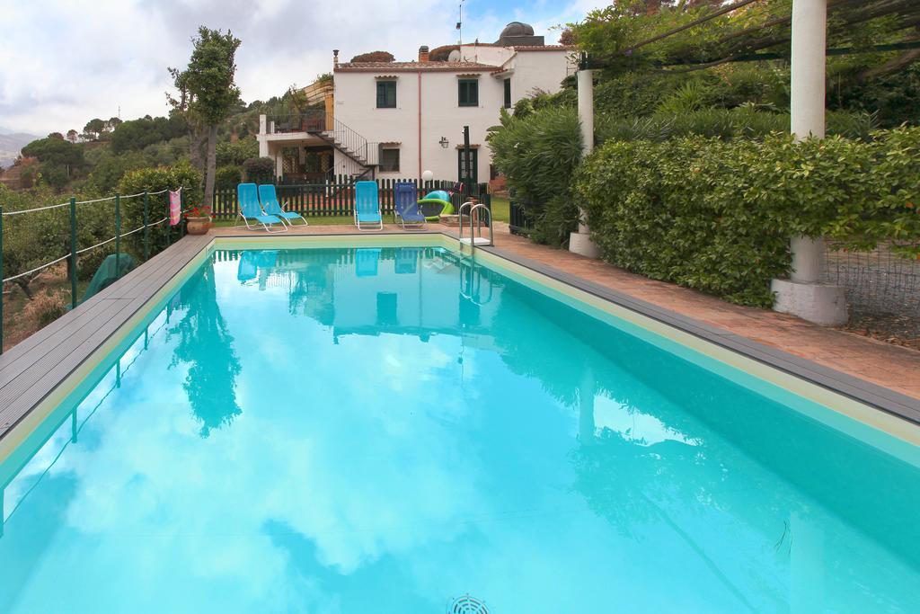 Eleanto Apartment